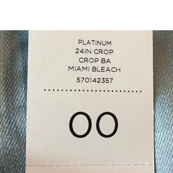 Chico’s New Jeans Platinum Crop Slimming Miami Bleach Light Wash Women's Size 2 - Picture 8 of 10